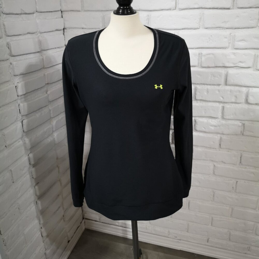 Under Armour Ladies Size XL Fitted Black with Grey Stitching Long Sleeves Top